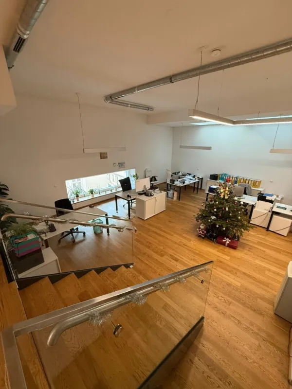 Modernes Büro in der Argentinierstraße zu vermieten - Bild 1