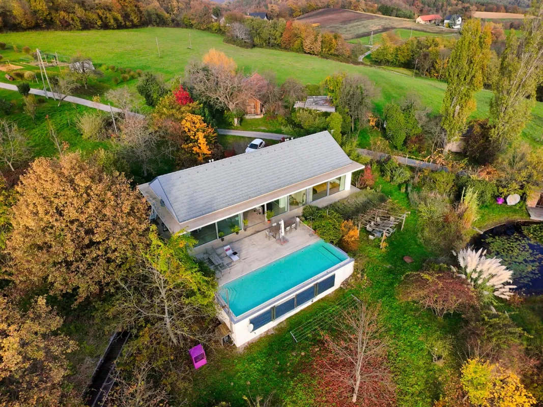 Exklusives Landdomizil – 200 m² Lebensqualität mit Gäste- und Baumhaus auf 6 Hektar Naturgrund! - Bild 1