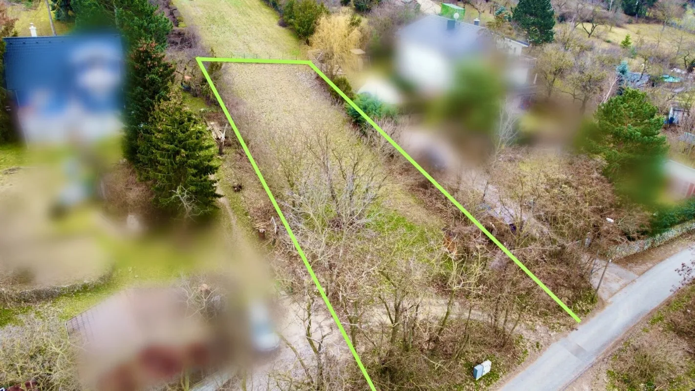 Traumhaftes Baugrundstück mit bewilligtem Bauprojekt und sofortiger Baufreigabe - Bild 1
