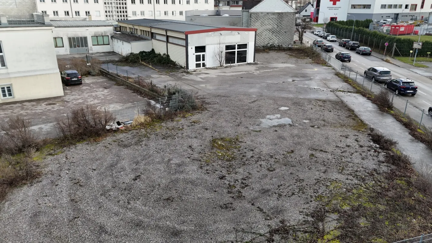 Grundstück / Lagerfläche inkl. Container zur Miete - Bild 1