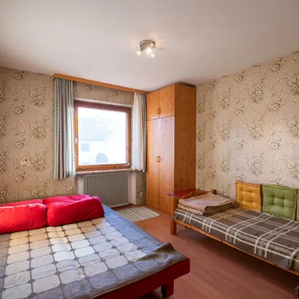 Wohnhaus für zwei Familien in schöner Lage - Bild 2