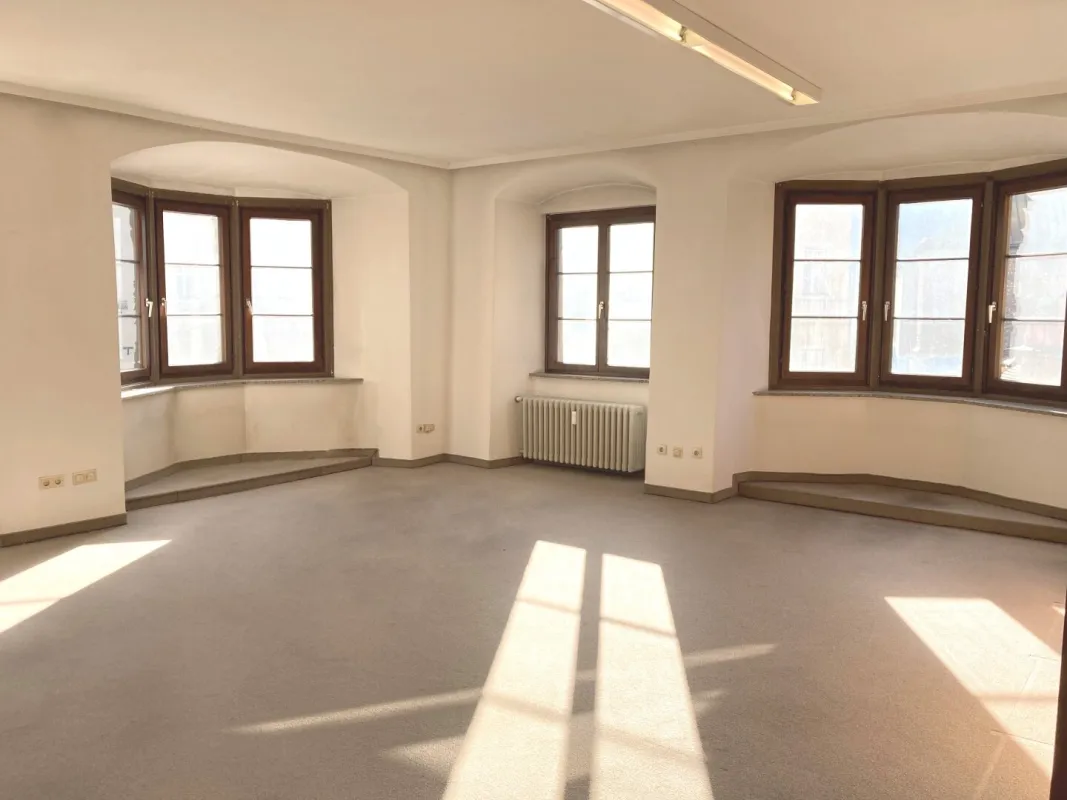 3-Raum-Büro samt Empfang inmitten der Haller Altstadt - Bild 1