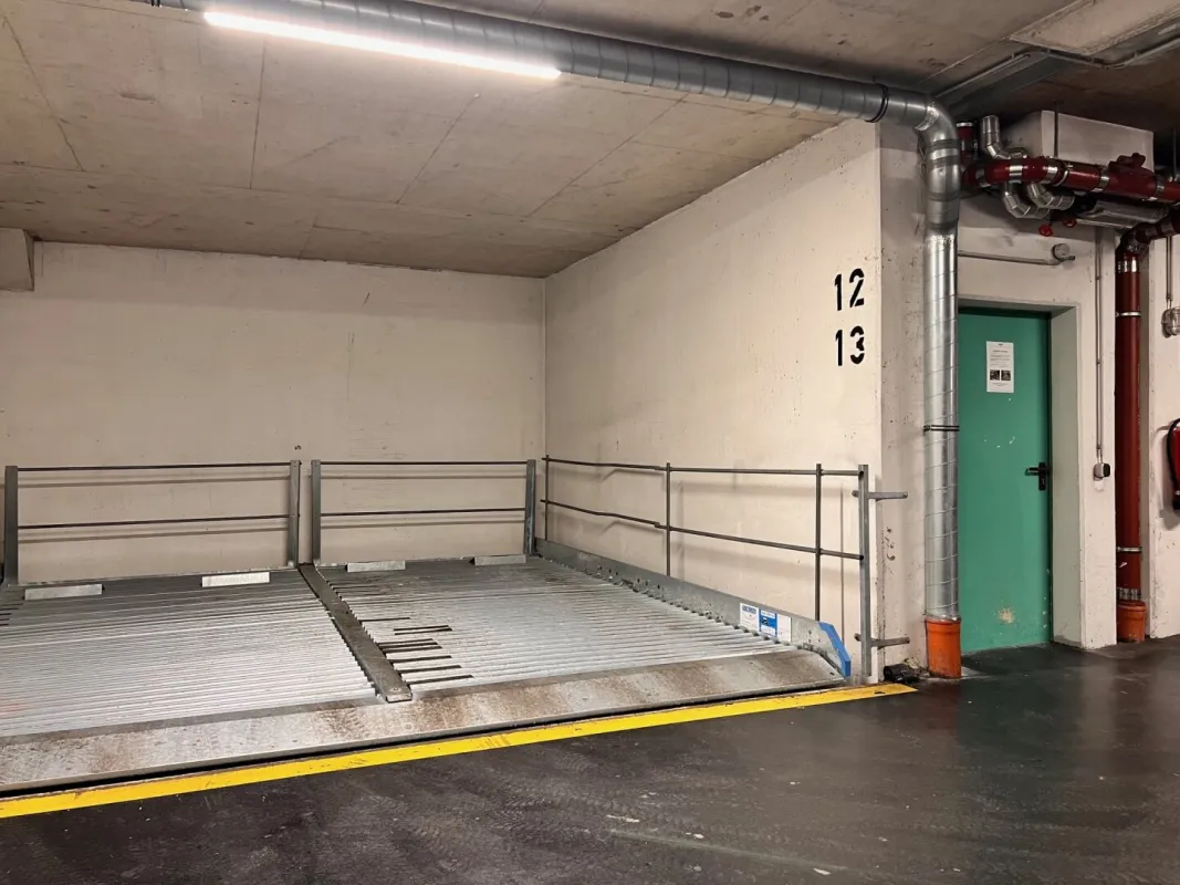 PROVISIONSFREI !!! Gellertgasse 29- Garagenplatz zu vermieten !!! - Bild 1