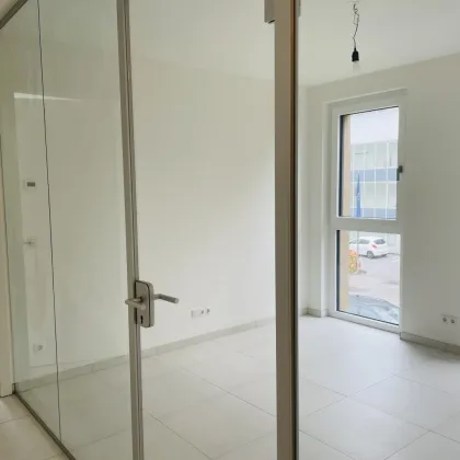 Kleines Neubaubüro mit große Wirkung - nahe Autobahnauffahrt Salzburg Nord - Bild 2