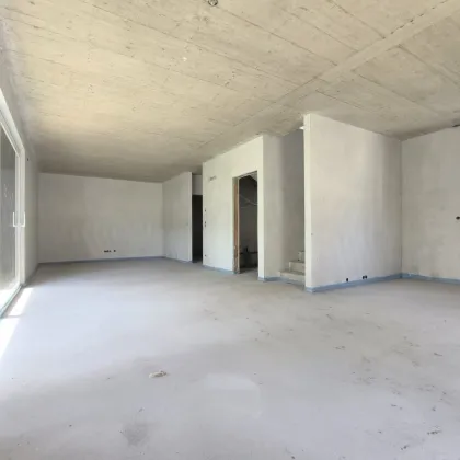 Exklusives Einfamilienhaus mit großzügigem Garten - Ein Wohngenuss für die ganze Familie - 5 Zimmer - Viele Freiflächen - Ziegelmassiv - Pv-Vorbereitung - uvm. - Bild 3