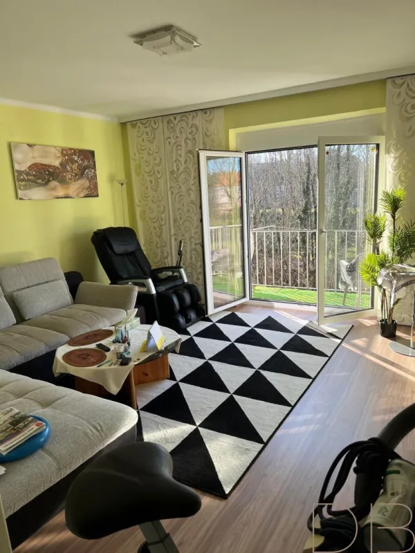 DB IMMOBILIEN | 3 Zimmerwohnung mit Balkon und Parkplatz - bezugsbereit! - Bild 1