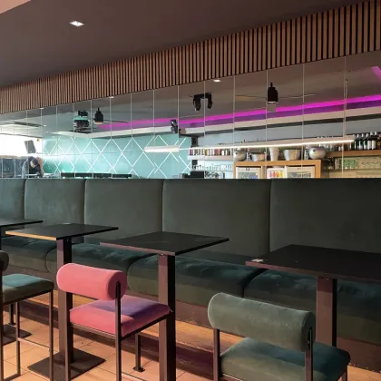 Bar/Café - Autobahnauffahrt Salzburg Nord - Bild 2