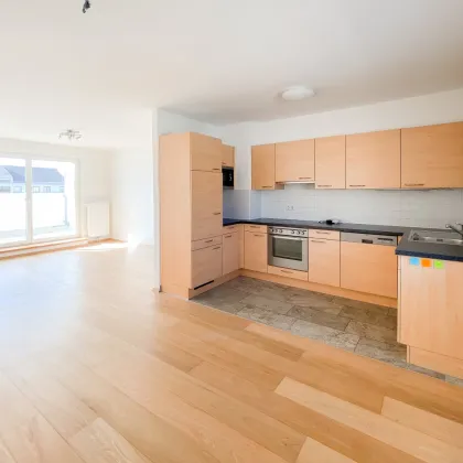 4-Zimmer-Dachgeschosswohnung mit schöner Terrasse - Bild 2