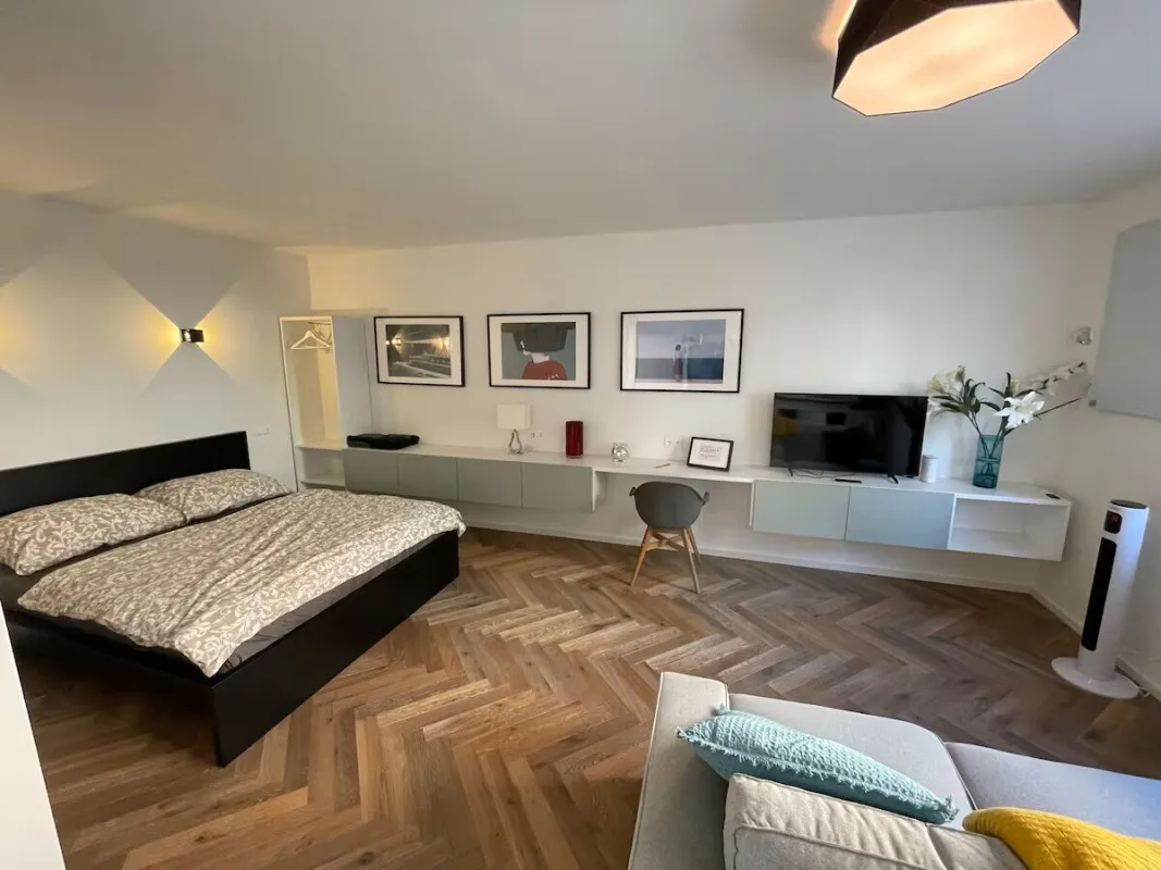 Stilvoll Wohnen in Top-Lage: Moderne 1-Zimmer Wohnung ca.39m2 in Graz mit hochwertiger Ausstattung - Bild 1