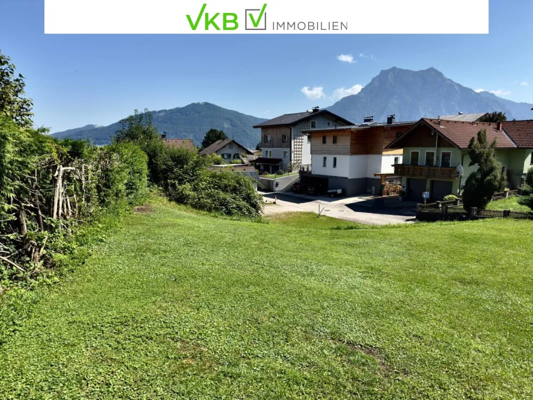 GRUNDSTÜCK IN RUHELAGE MIT BERGPANORAMA-BLICK (ohne Bauzwang) - Bild 1