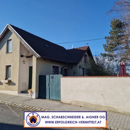 Modernisiertes Einfamilienhaus nähe Poysdorf mit ebenem Garten - 20 bis 30 Autominuten bis Wien !! - Bild 2