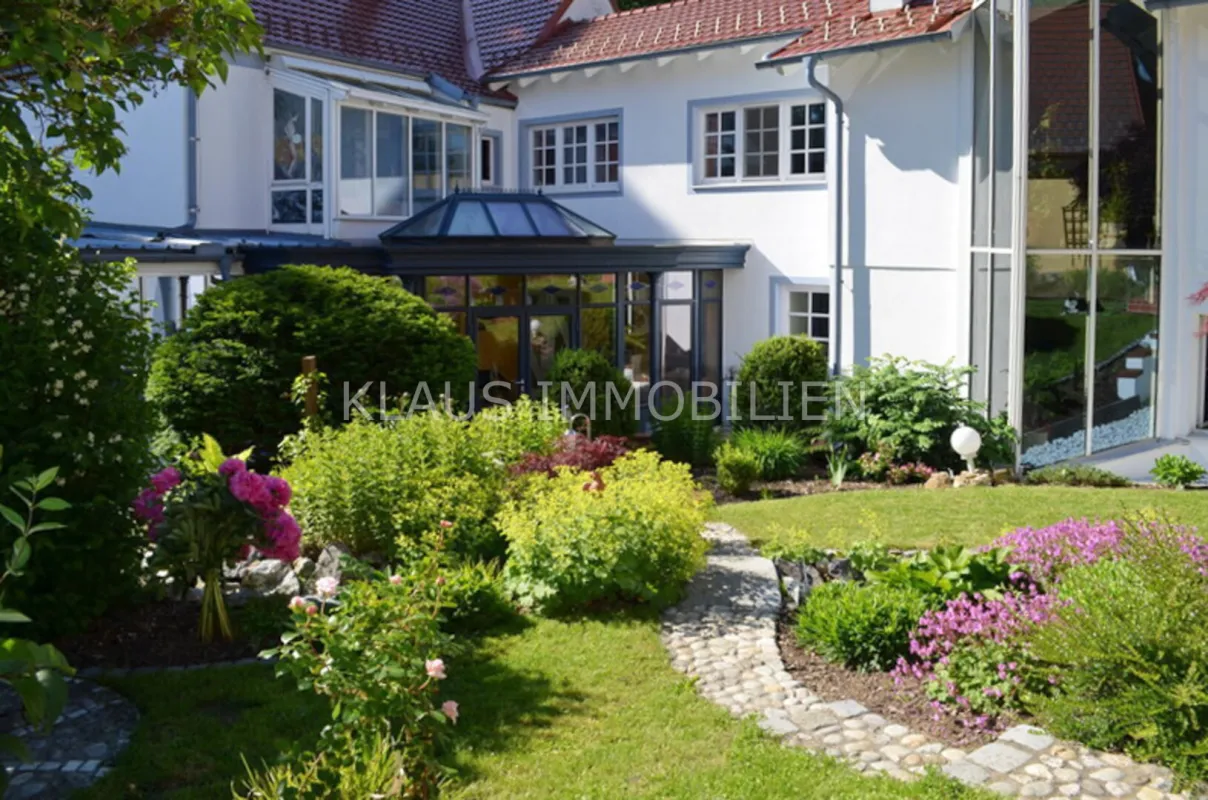 Groß - Siegharts: architektonischer Charme - unerwarteter Fund -verborgen inmitten der Stadt - Bild 1