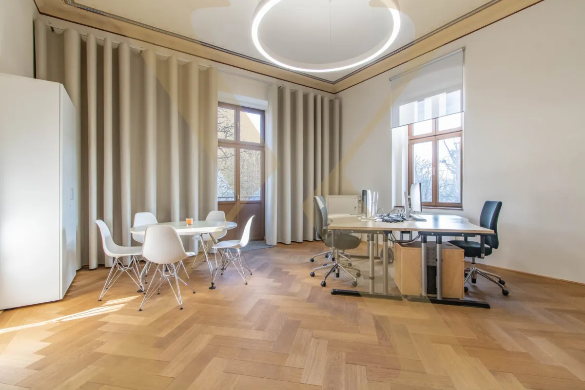 Beeindruckende Bürofläche im Palais Löwenfeld in Linz/Kleinmünchen zu vermieten! - Bild 1