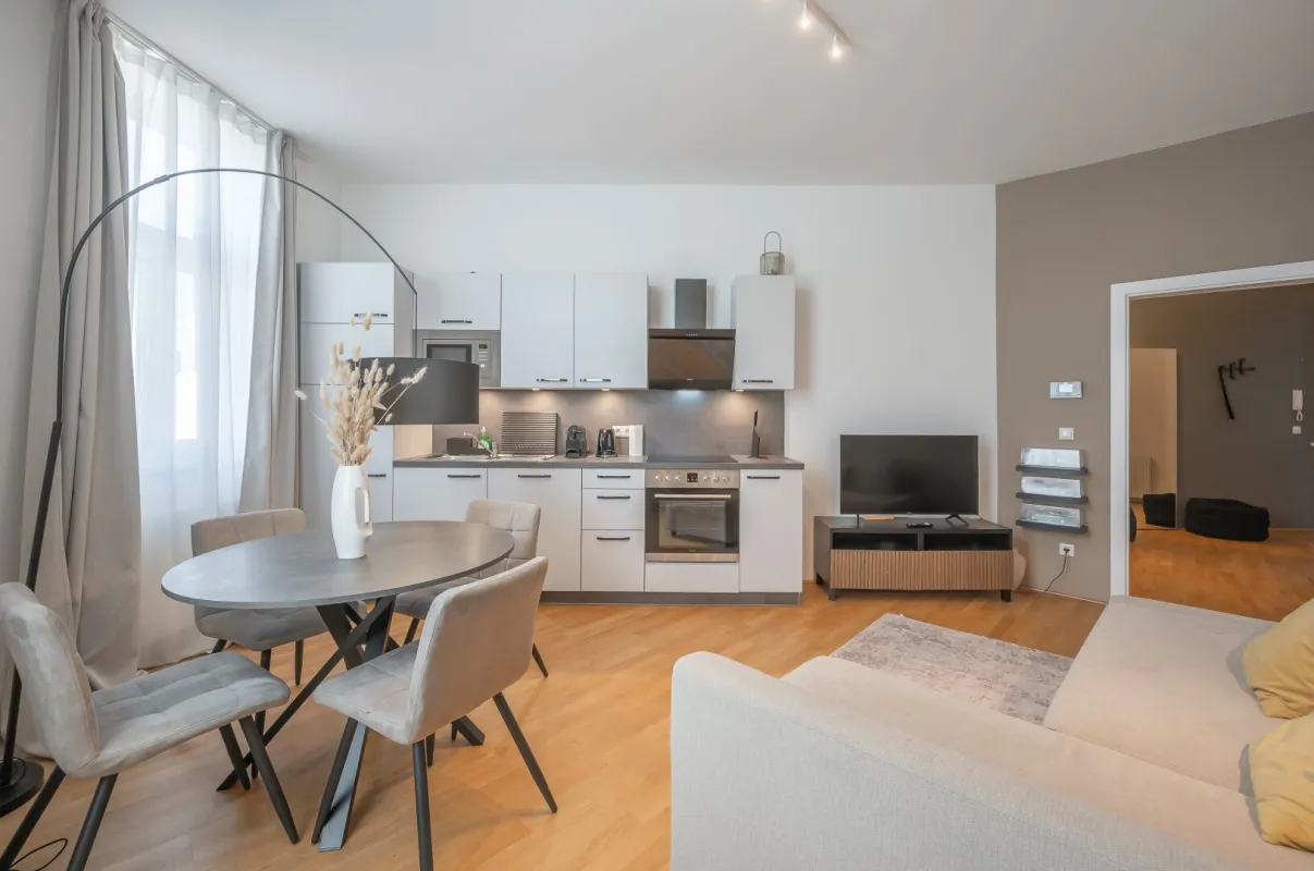 ++1120++ Tolle möblierte 2-Zimmer Altbauwohnung - tolle Lage - Bild 1