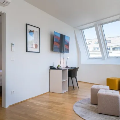 sonnige DG-Wohnung mit besonderem Flair! - Bild 3