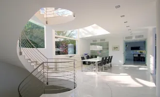 LUXUS-EIGENHEIM - Atemberaubende & EXQUISITE-Villa der absoluter Superlative in Bestlage GIEßHÜBL mit sensationellem FERNBLICK!