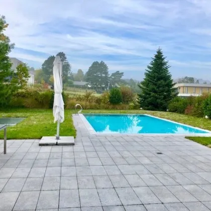LUXUS-EIGENHEIM - Atemberaubende & EXQUISITE-Villa der absoluter Superlative in Bestlage GIEßHÜBL mit sensationellem FERNBLICK! - Bild 3