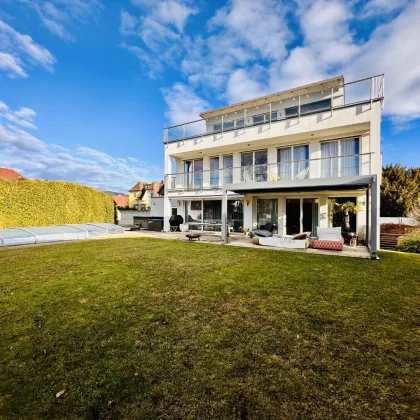 Eindrucksvolles Zuhaus mit beheiztem Pool und Schneebergblick - Bild 3