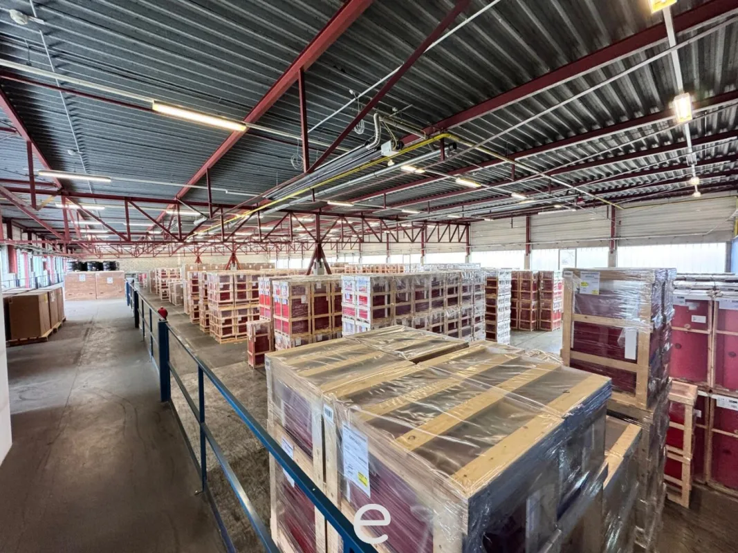 Ideale Logistikimmobilie in Traun/Linz ab sofort zu mieten ! - Bild 1