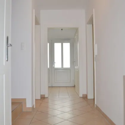 Elegantes Reihenhaus mit Garten beim Lainzer Platz´l - Bild 3