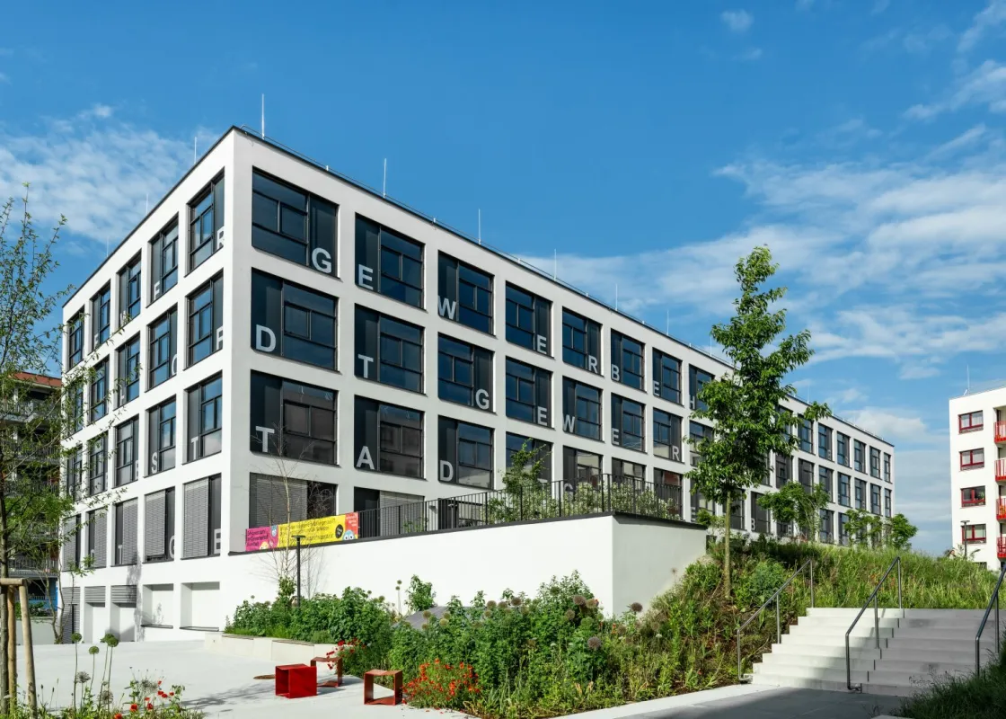 Schöne Produktionsfläche im Gewerbehof - Provisionsfrei - Bild 1