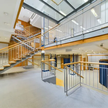 VERKAUF - Geschäftshaus beim Hundertwasserbrunnen am Hauptplatz im Zentrum von ZWETTL - Bild 2