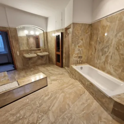 160 m² - 4 ZIMMER -CITY WOHNUNG - Sauna - NÄHE U1 - LAURENZERBERG - NÄHE SCHWEDENPLATZ - Bild 2