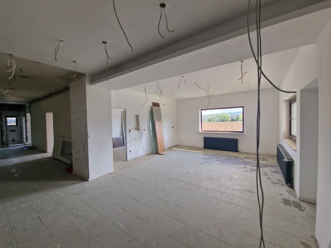 Baustelle-Objekt mit vielen Möglichkeiten in 8523 Frauental/Deutschlandsberg-großzügige Parkflächen - Bild 1