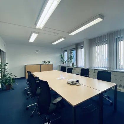 MODERNES BÜRO MIT BLICK AUF DAS SCHLOSS BELVEDERE - MIT EIGENER TIEFGARAGE - Bild 2