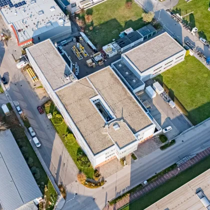 Modernes Gewerbe mit Lager & Büros an der A2 (8min von Wien entfernt) - Bild 2