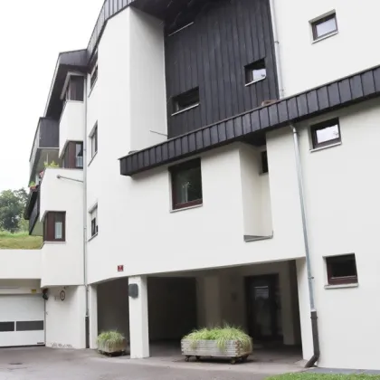 4,5 Zimmerwohnung samt eigenem Garten, Terrasse und Garagenabstellplatz in Natters - Bild 2