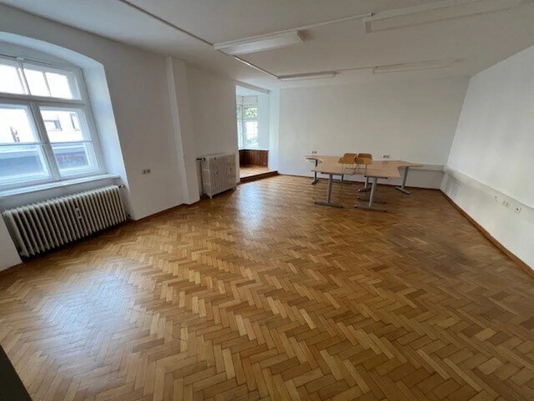 Büro- oder Geschäftsfläche in Zentrum- u Krankenhausnähe von Schwaz - sofort verfügbar - Bild 1