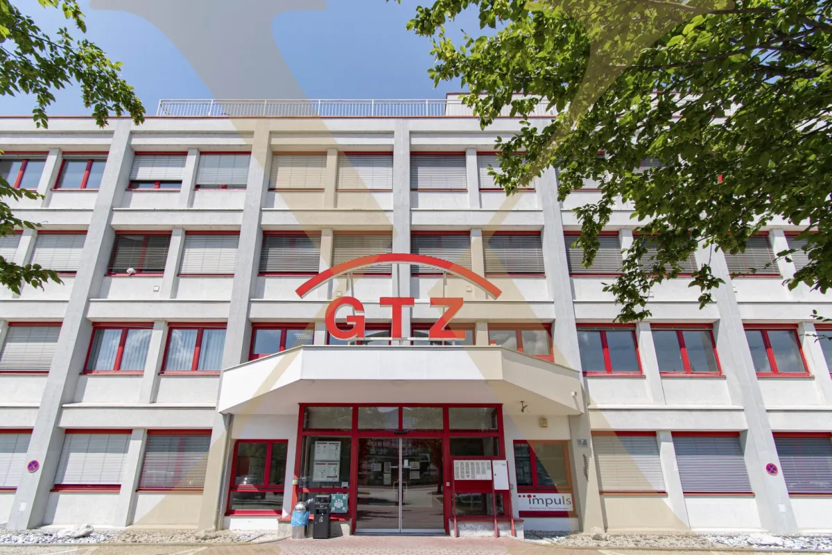 Großzügige Bürofläche mit idealer Verkehrsanbindung im GTZ Wels zu vermieten! - Bild 1