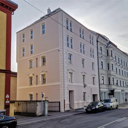 Elegante Gewerbefläche in Top-Lage - perfekt für Büro, Praxis, Café, Geschäft etc. - Bild 2