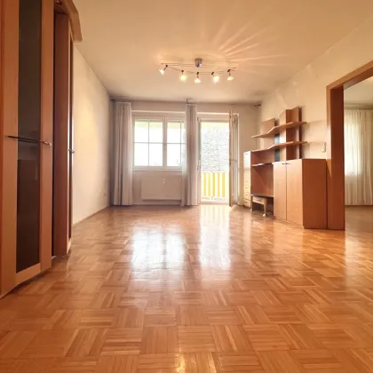 RUCKERLBERG: 2-Zimmer-Wohnung mit Balkon! - Bild 3