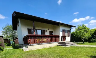 Charmantes Kleingartenhaus auf Eigengrund in Ruhelage