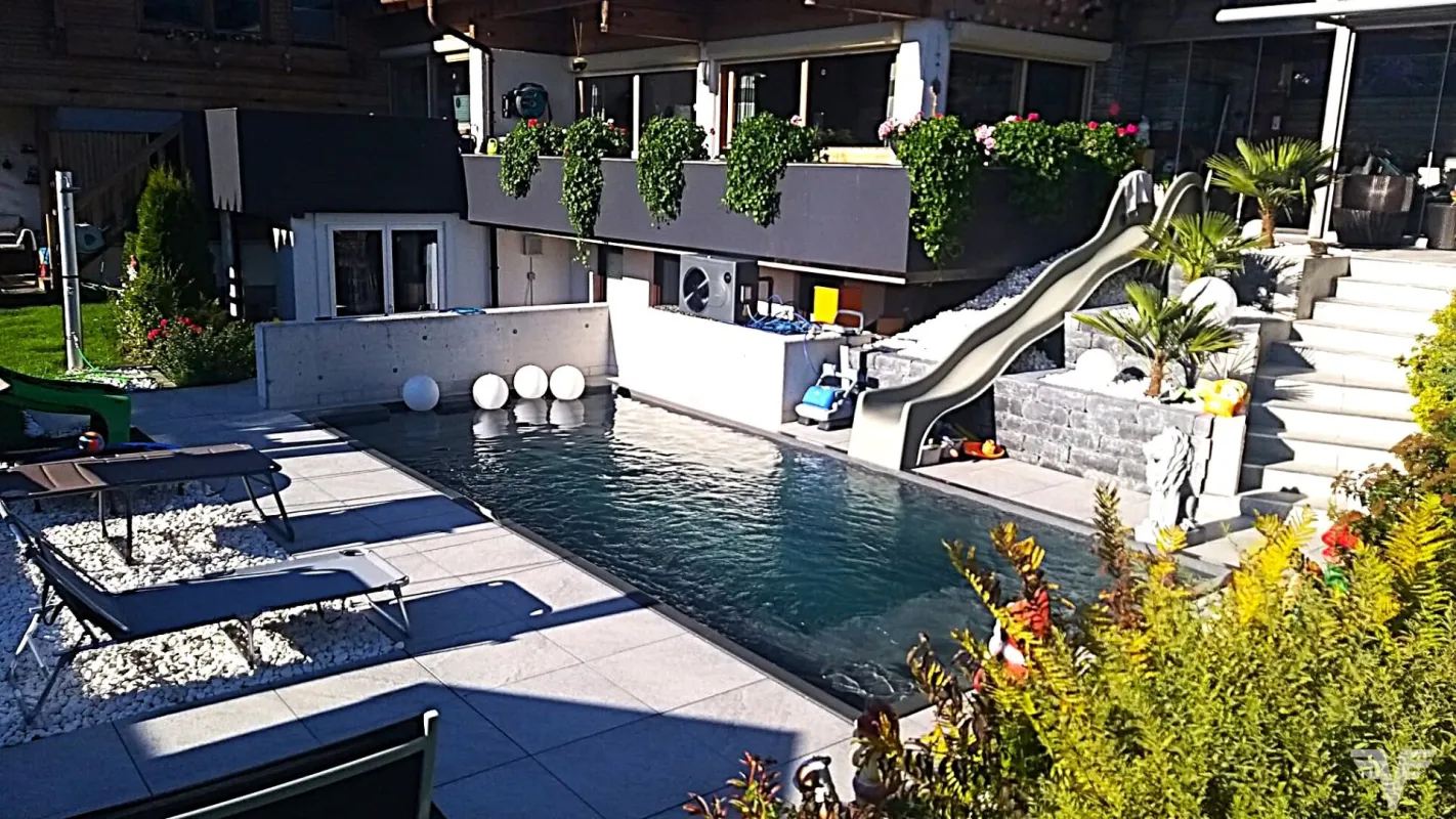 DREAM BIG! Außergewöhnliches Einfamilienhaus mit Pool in Saalfelden - Bild 1