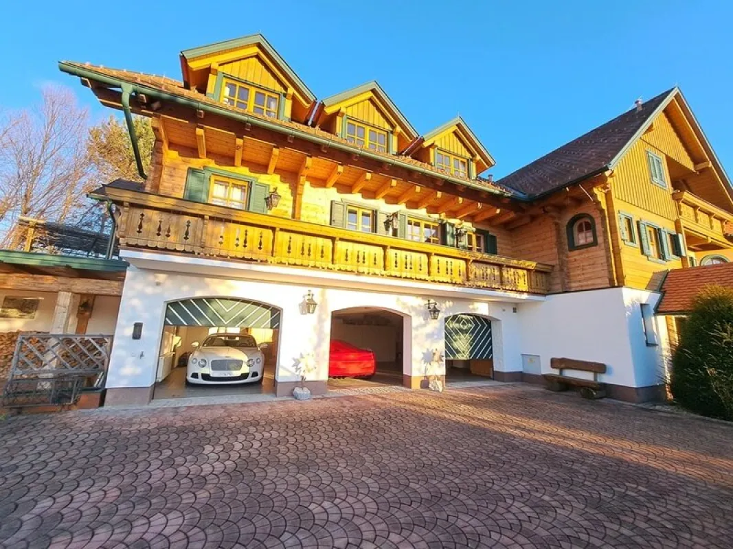 Exklusiver Landsitz in herrlicher Aussichtslage - Bild 1