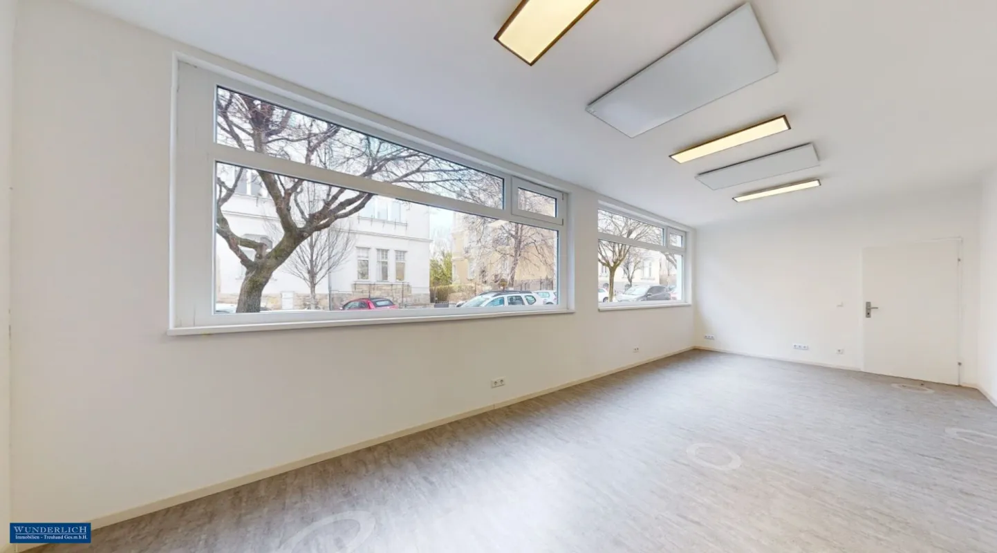 Büro/ Geschäftsfläche mit Gasseneingang - Bild 1