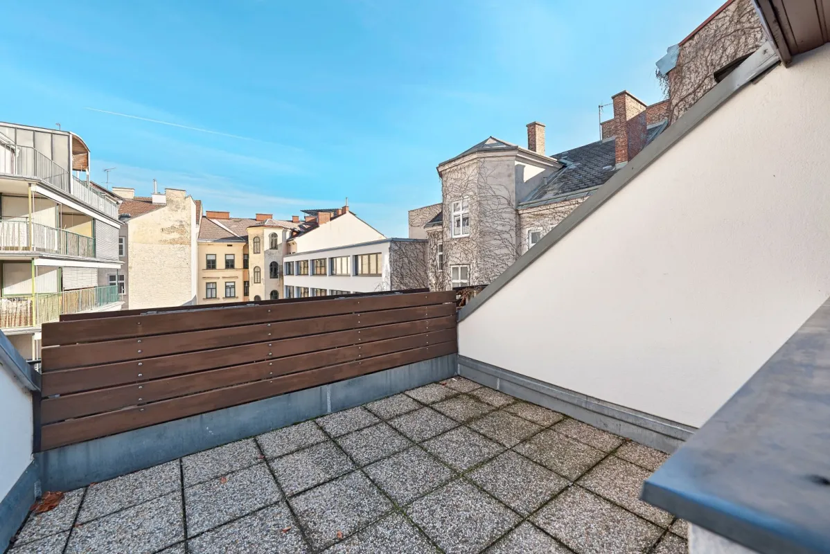 Hofseitige Terrassenwohnung in bester Stadtlage nächst Mariahilfer Straße - Bild 1