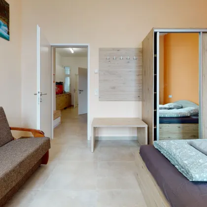Generalsanierte Wohnung mit 2 separaten Wohneinheiten, vollmöbliert! - Bild 2