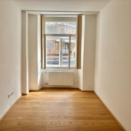 PLATZL: Repräsentative 3-Raum-Altbau-Bürofläche (ca.88m²) im Münchnerhof für Kanzlei/Büro/Ordination etc. - Bild 2