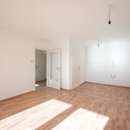 helle, ruhige 2 Zimmer Wohnung mit Balkon + KFZ-Stellplatz - ERSTBEZUG IN EISENSTADT! - Bild 3
