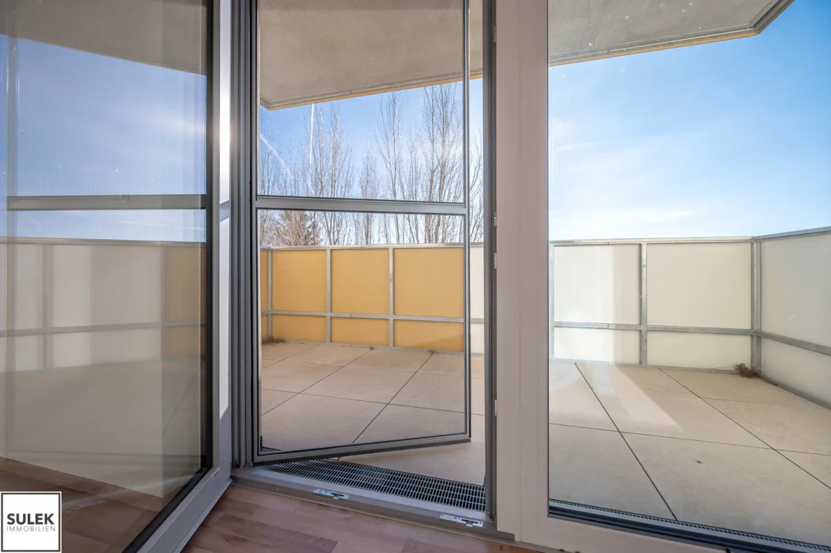 Eckwohnung mit viel Abendsonne! 3 Zimmer + Südbalkon + 2 KFZ-Stellplätze im Projekt Go2Eisenstadt! - Bild 1