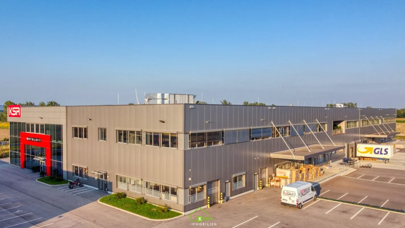 Repräsentatives, modernes ca. 241m² Büro mit Kantine und Parkplätzen - Bild 1