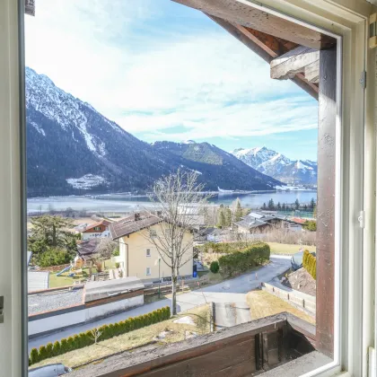 TRAUMHAFTER SEEBLICK - Mehrfamilienhaus mit Potenzial am Achensee - Bild 2