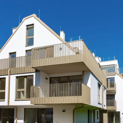 Herrliche Dachwohnung Nähe Gersthofer Straße - Bild 2