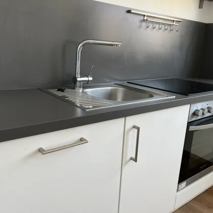 Zentrumsnahe 100m² Wohnung in Neunkirchen - renoviert, 4 Zimmer, ideal auch als WG - nur 195.000,00 €! - Bild 3