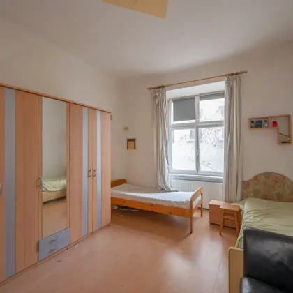 **Hannovermarkt** Sanierungsbedürftige 3-Zimmer Altbauwohnung - mit Balkonoption - Airbnb - Bild 3