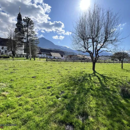 Sonniges Grundstück in schöner dörflicher Lage mit Ausblick - Bild 3